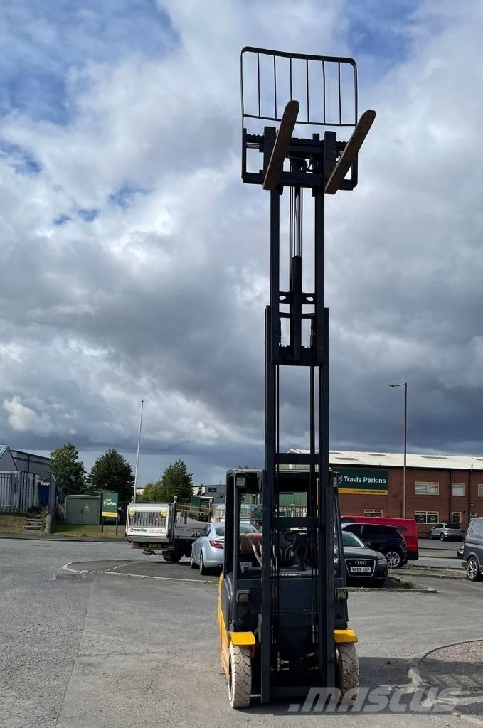 Jungheinrich TFG 320 LPG heftrucks