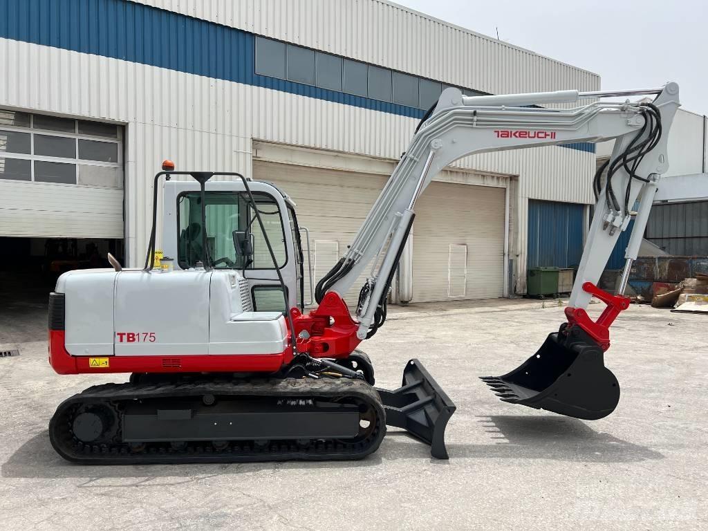 Takeuchi TB175 Midigraafmachines 7t - 12t