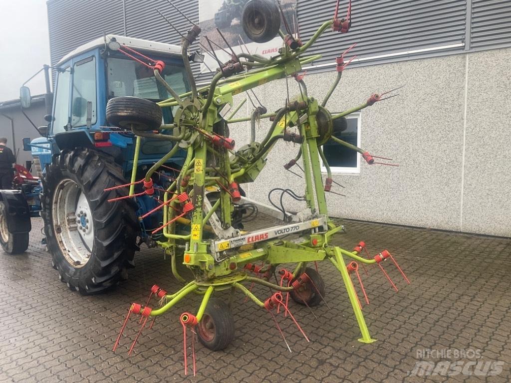 CLAAS Volto 770 Schudders