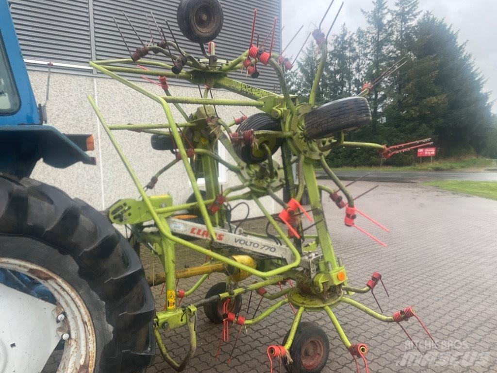 CLAAS Volto 770 Schudders