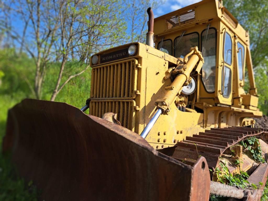 Komatsu D85A Rupsdozers