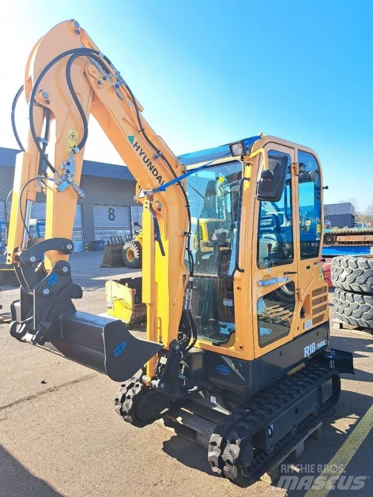 Hyundai R18-9AK Minigraafmachines < 7t