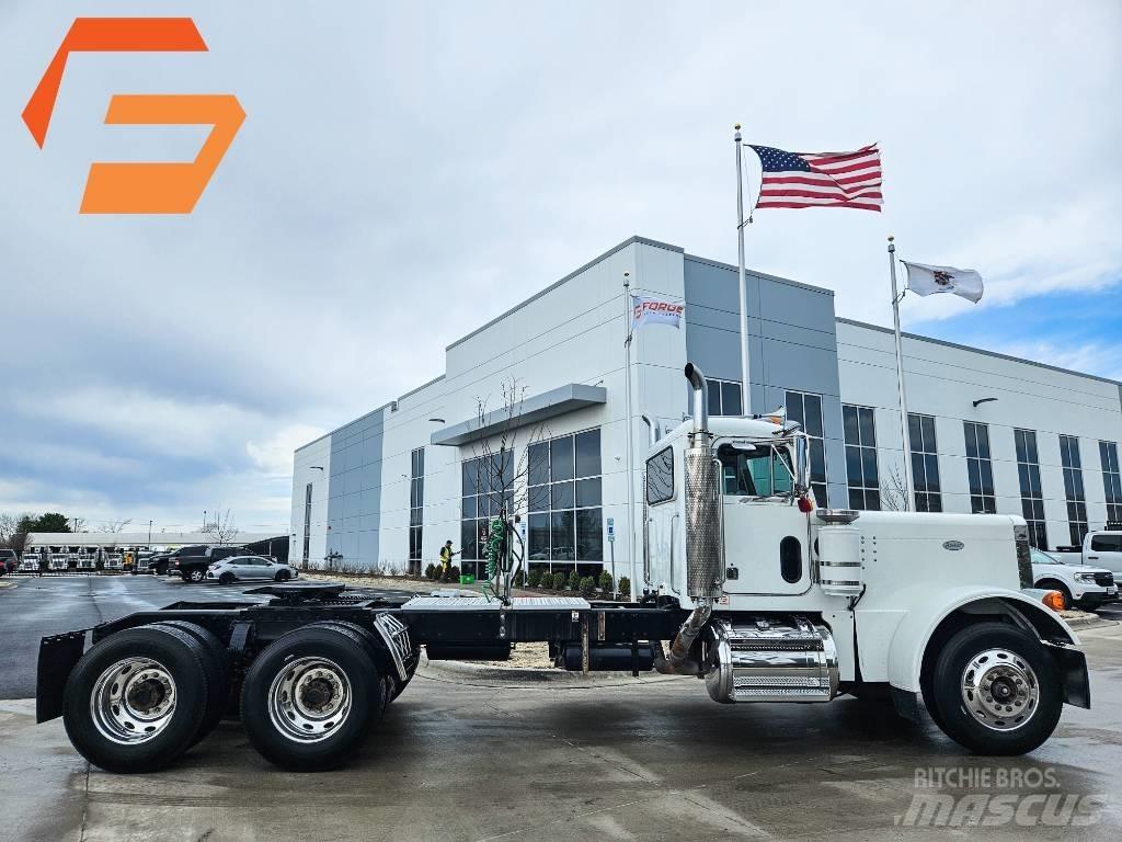 Peterbilt 379 Trekkers