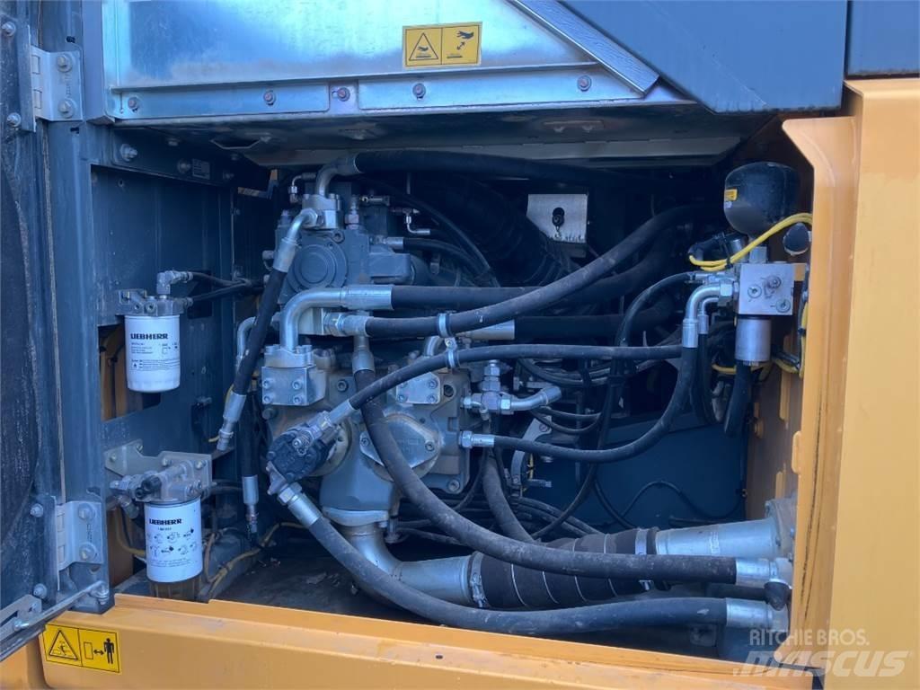 Liebherr R934 Rupsgraafmachines