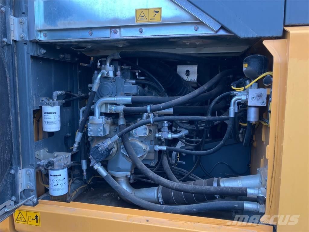 Liebherr R934 Rupsgraafmachines