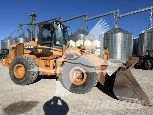 CASE 821C Wielladers