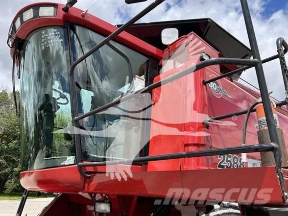 Case IH 2588 Maaidorsmachines