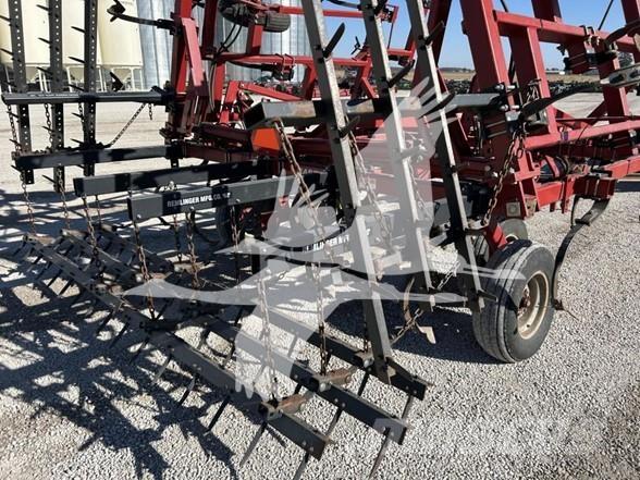 Case IH 4300 Cultivatoren