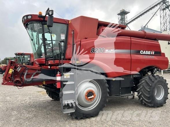Case IH 8230 Maaidorsmachines