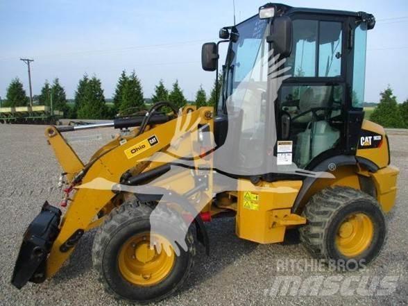 CAT 903D Wielladers