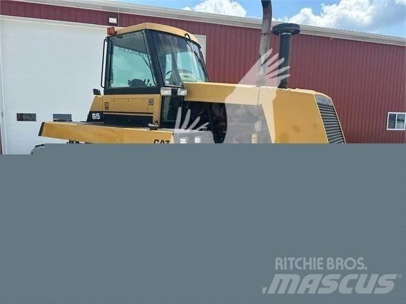 CAT CH65 Tractoren