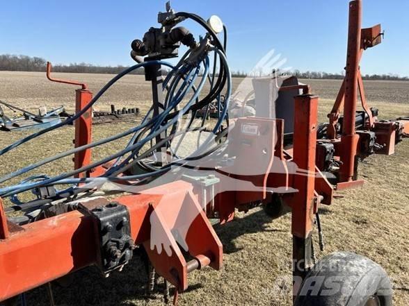 Clark TB3542 Bouw - Overige