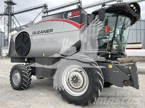 Gleaner S98 Maaidorsmachines