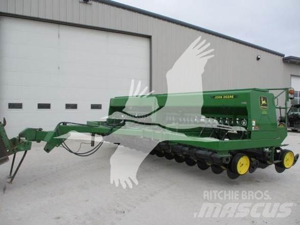 John Deere 750 Zaaimachines