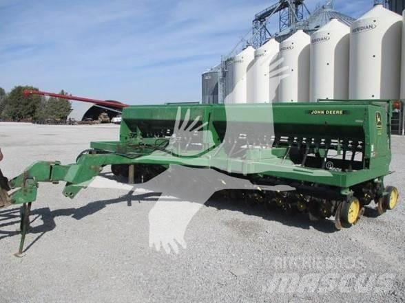 John Deere 750 Zaaimachines
