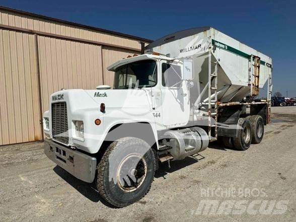 Mack R686ST Bouw - Overige