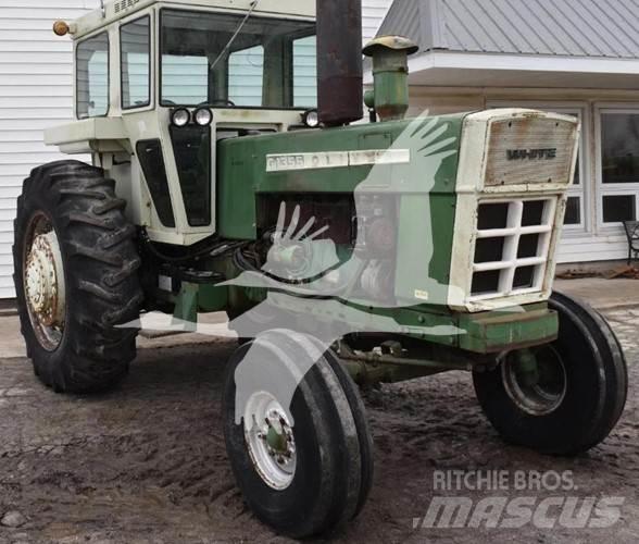 Oliver G1355 Tractoren