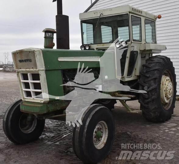 Oliver G1355 Tractoren