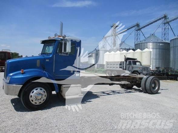 Peterbilt 330 Chassis met cabine