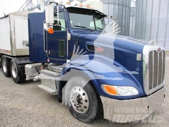 Peterbilt 386 Trekkers