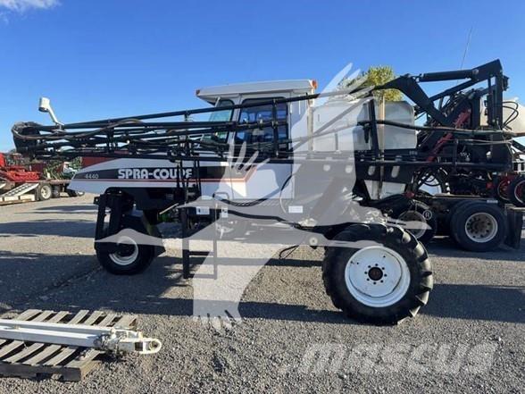 SpraCoupe 4440 Zelfrijdende spuitmachines