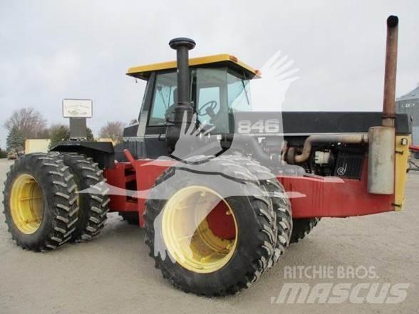 Versatile 846 Tractoren
