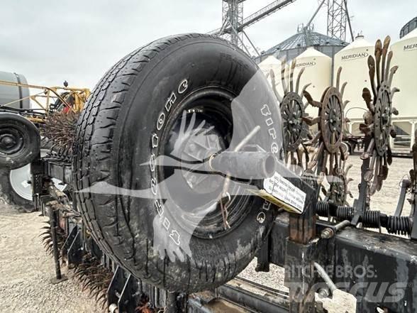 YETTER 3530 Overige grondbewerkingsmachines en accessoires