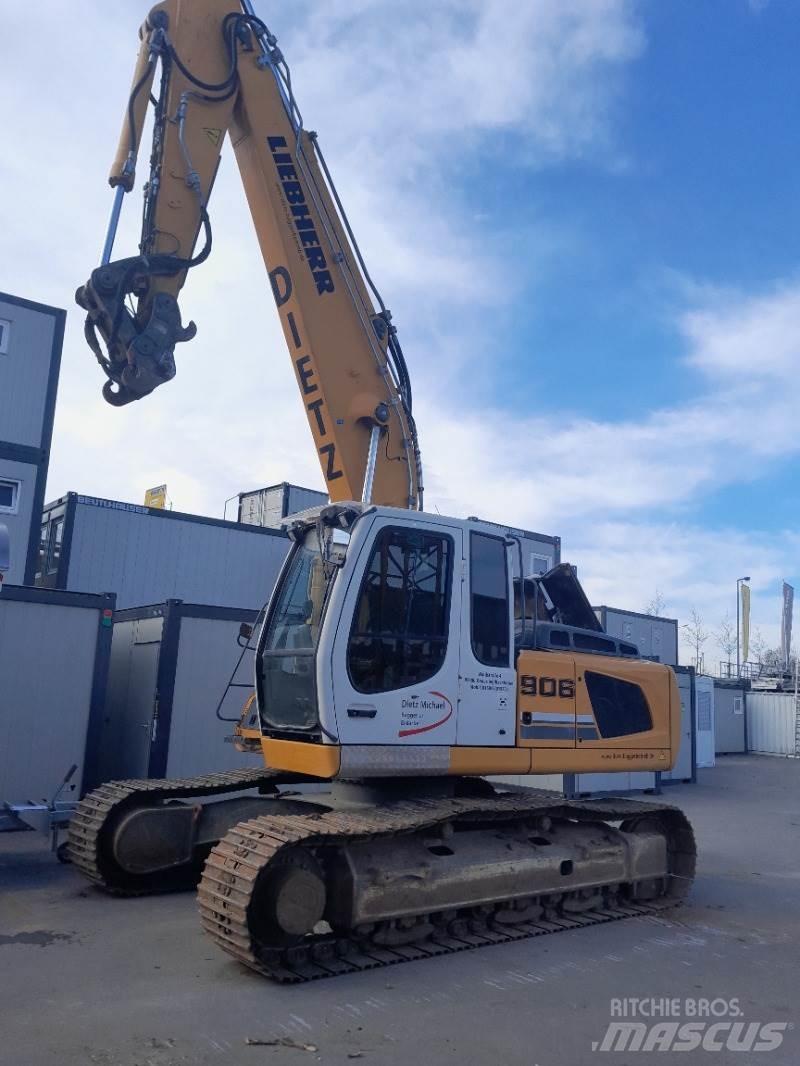 Liebherr R906 LC Rupsgraafmachines