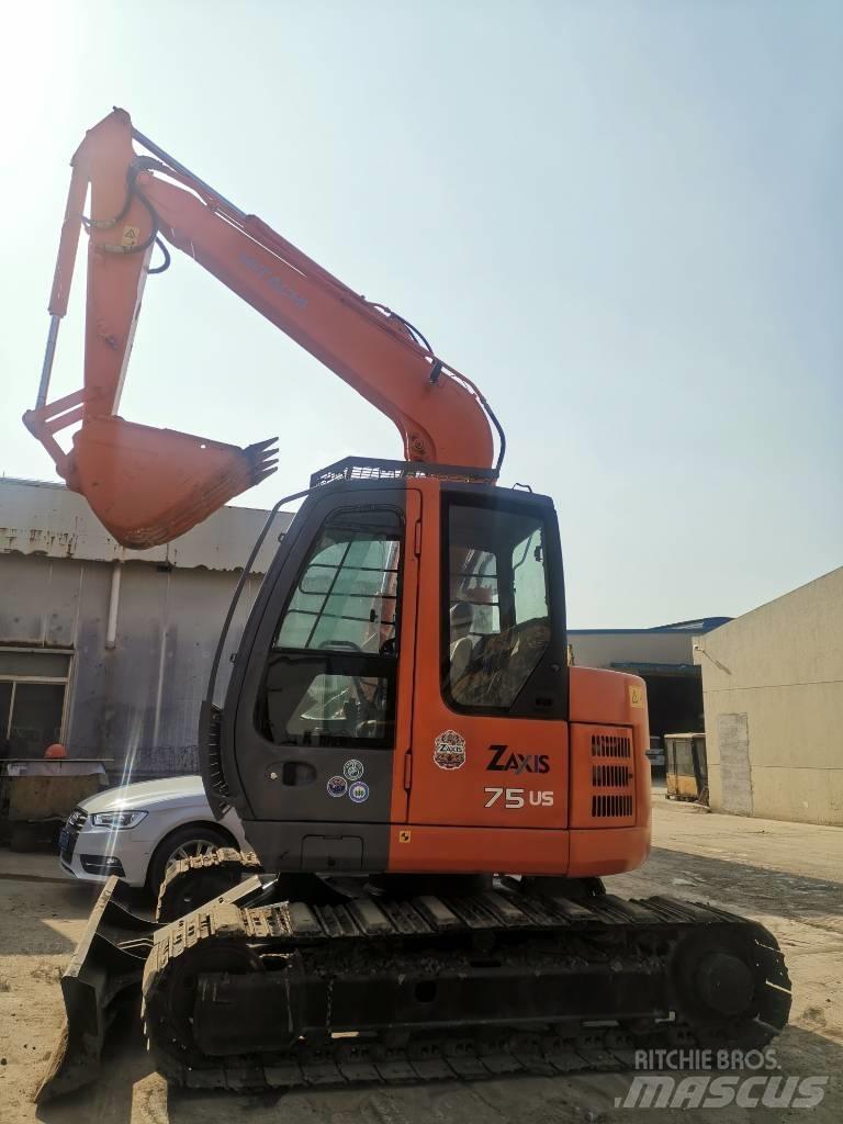 Hitachi ZX 75 Rupsgraafmachines