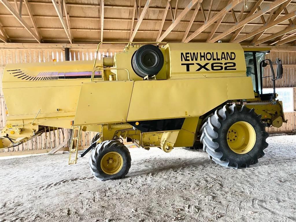New Holland TX 62 Maaidorsmachines