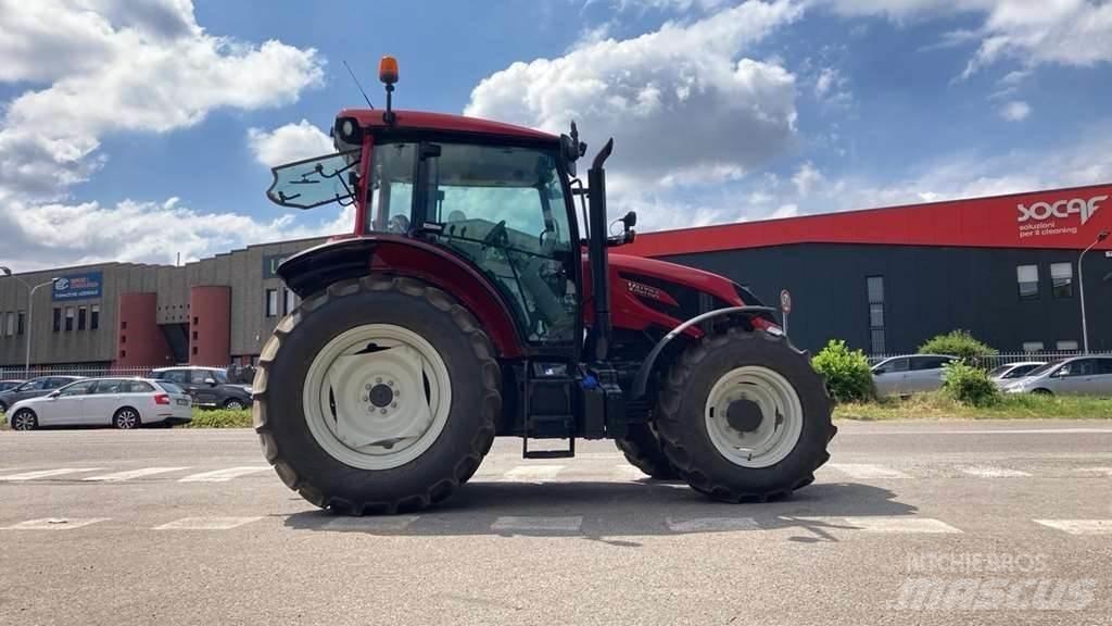 Valtra A105MH4 Tractoren