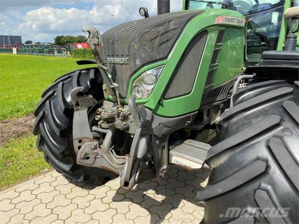 Fendt 724 PROFI Tractoren