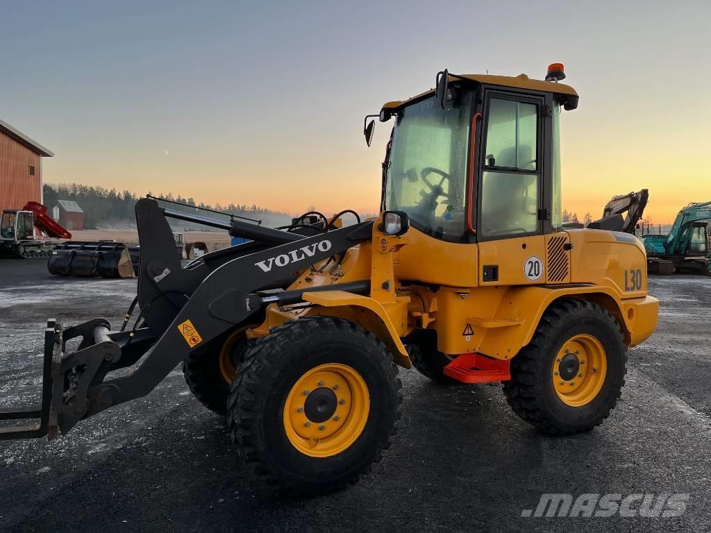 Volvo L 30 H Wielladers
