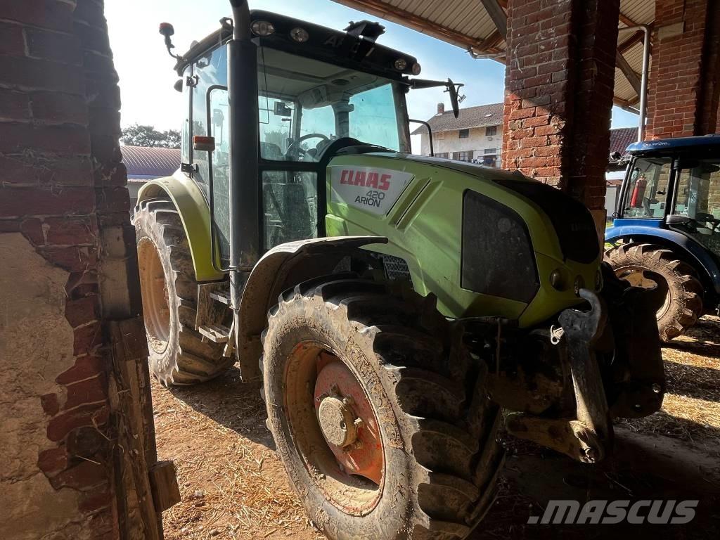 CLAAS Arion 420 Tractoren
