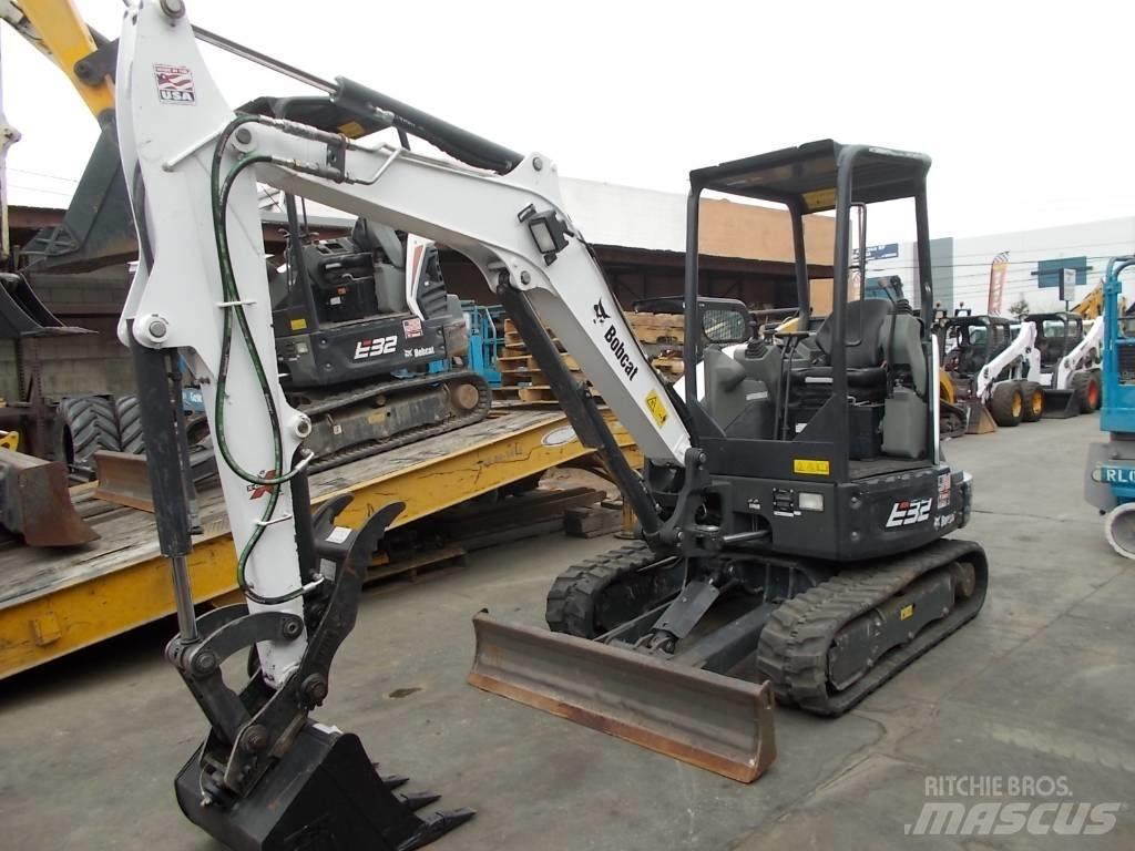 Bobcat E32i Minigraafmachines < 7t