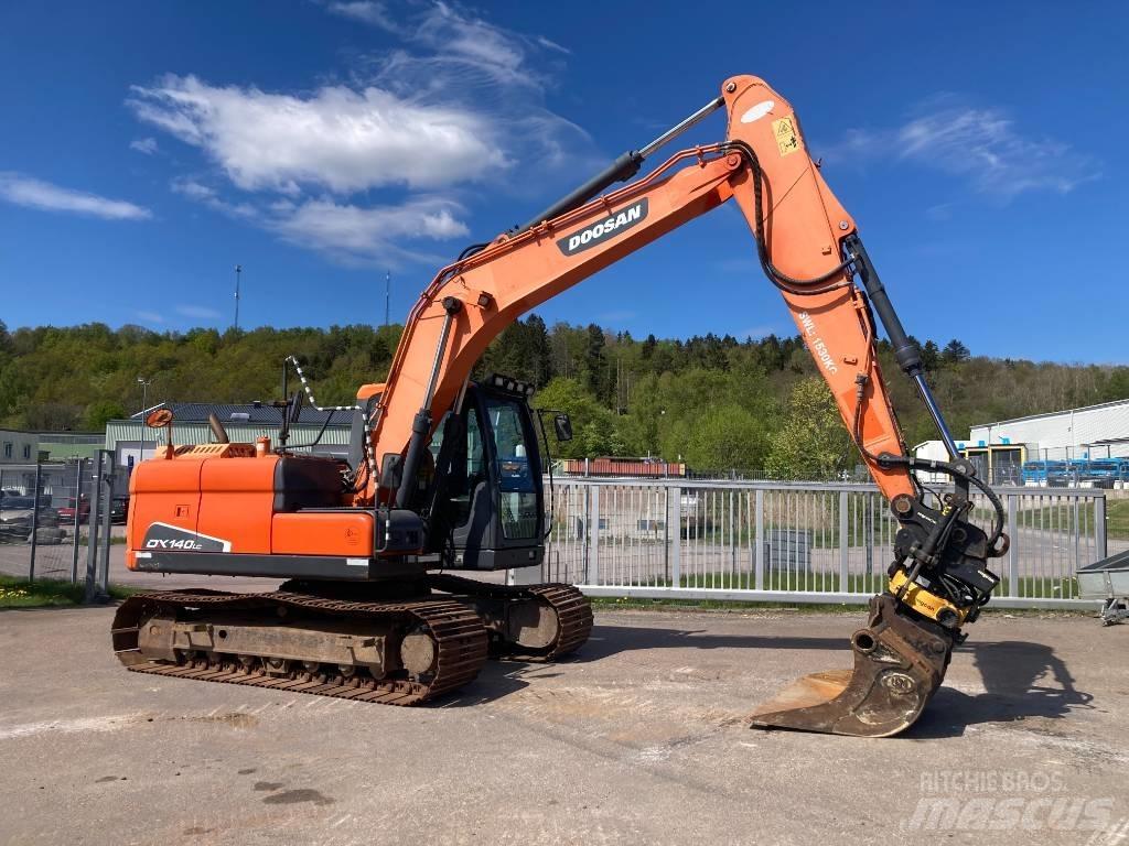 Doosan DX 140 LC Rupsgraafmachines