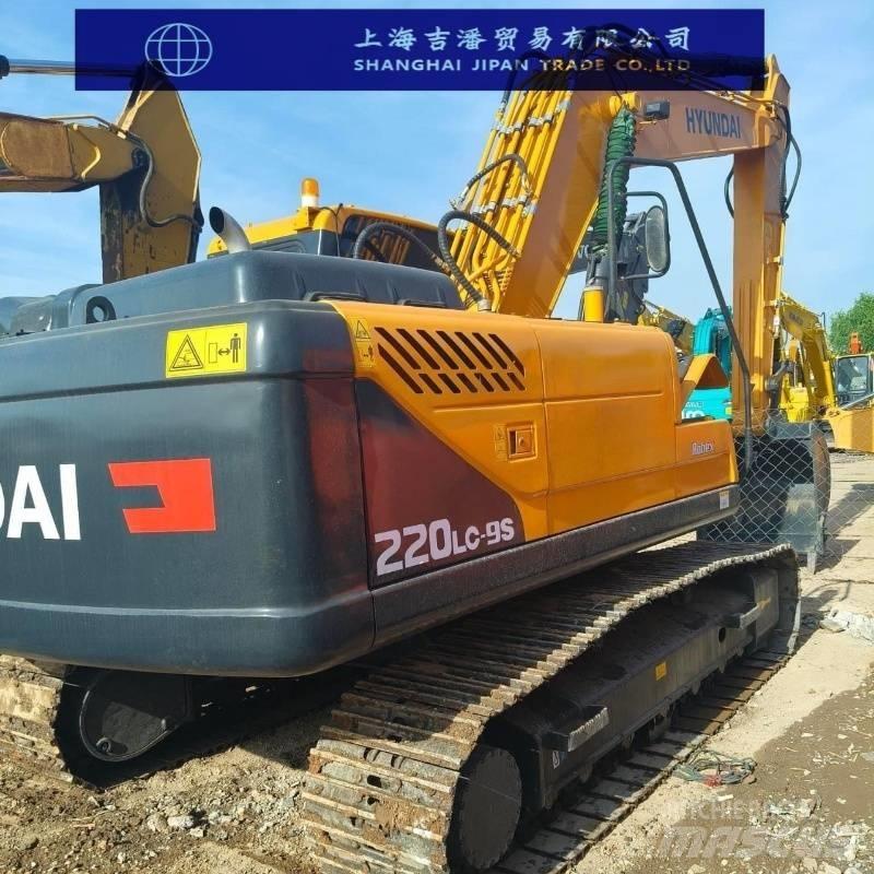 Hyundai R220 Midigraafmachines 7t - 12t