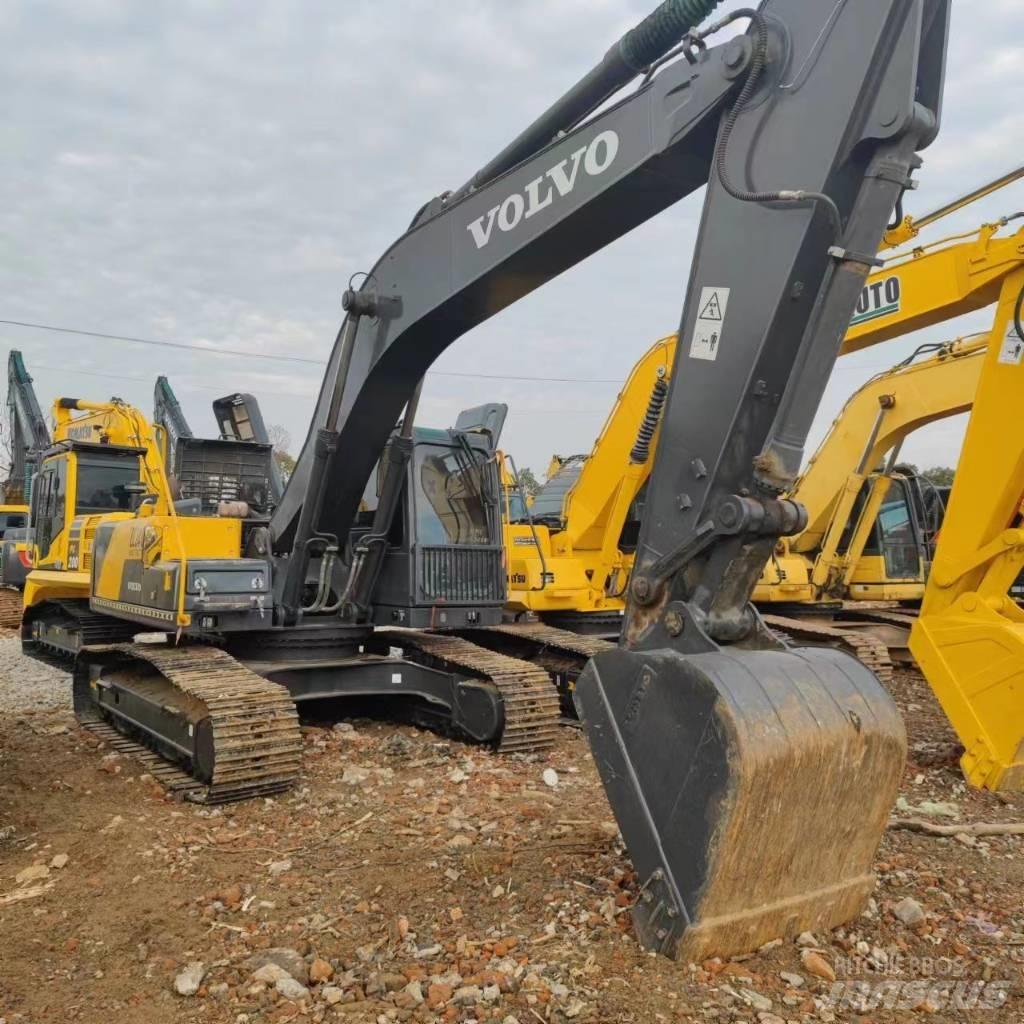Volvo EC 240 Rupsgraafmachines