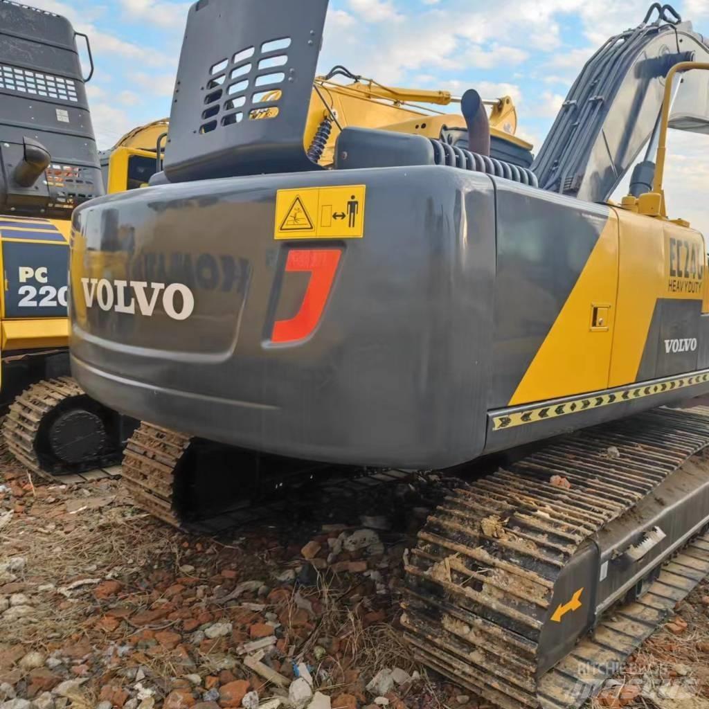 Volvo EC 240 Rupsgraafmachines