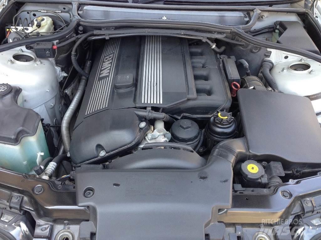 BMW GH-AV25 Auto's
