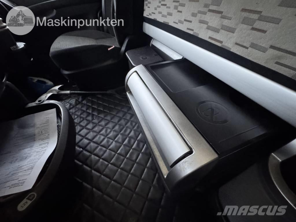 DAF FTG XF 510 Z Trekkers