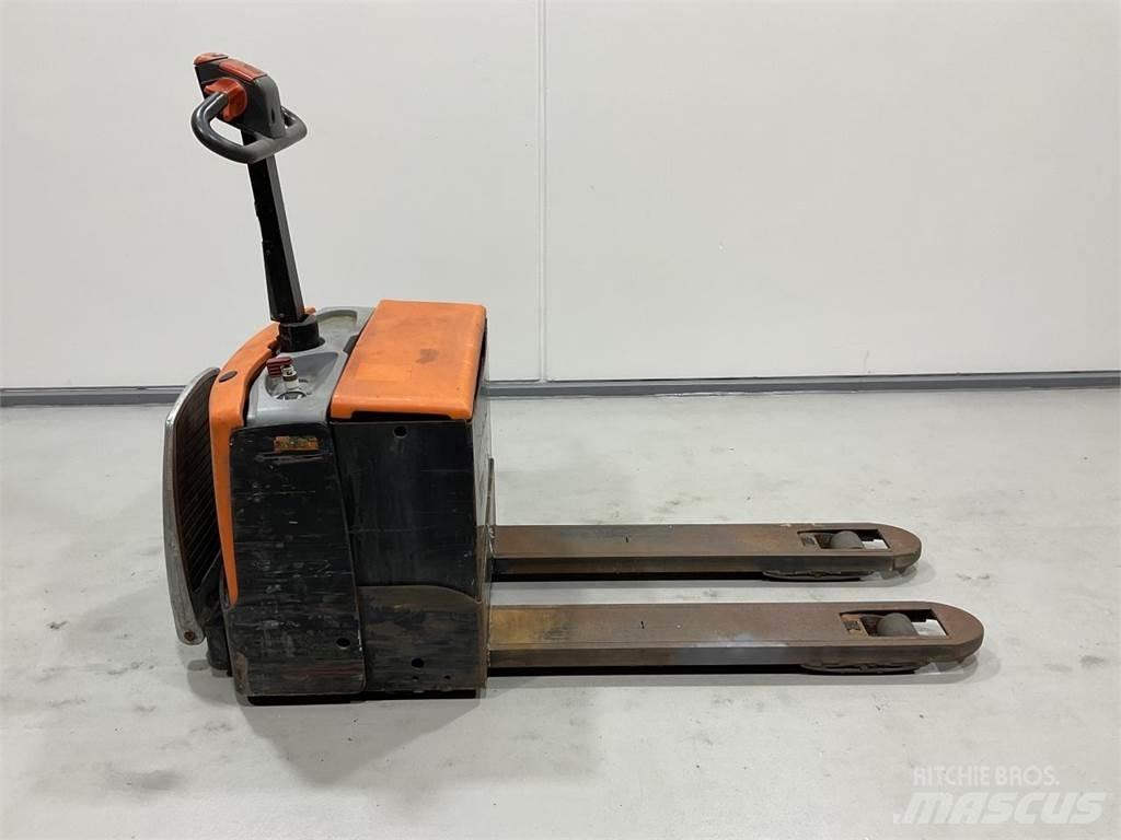 Rocla T20ACP Meerij pallettruck met platform