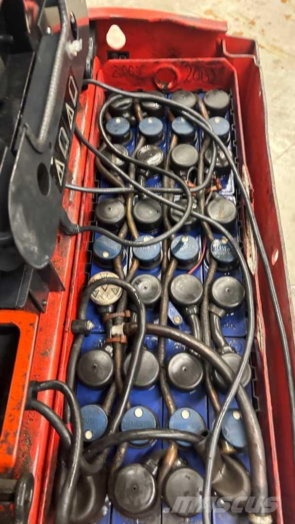 Linde T16 Stapelaar meeloop