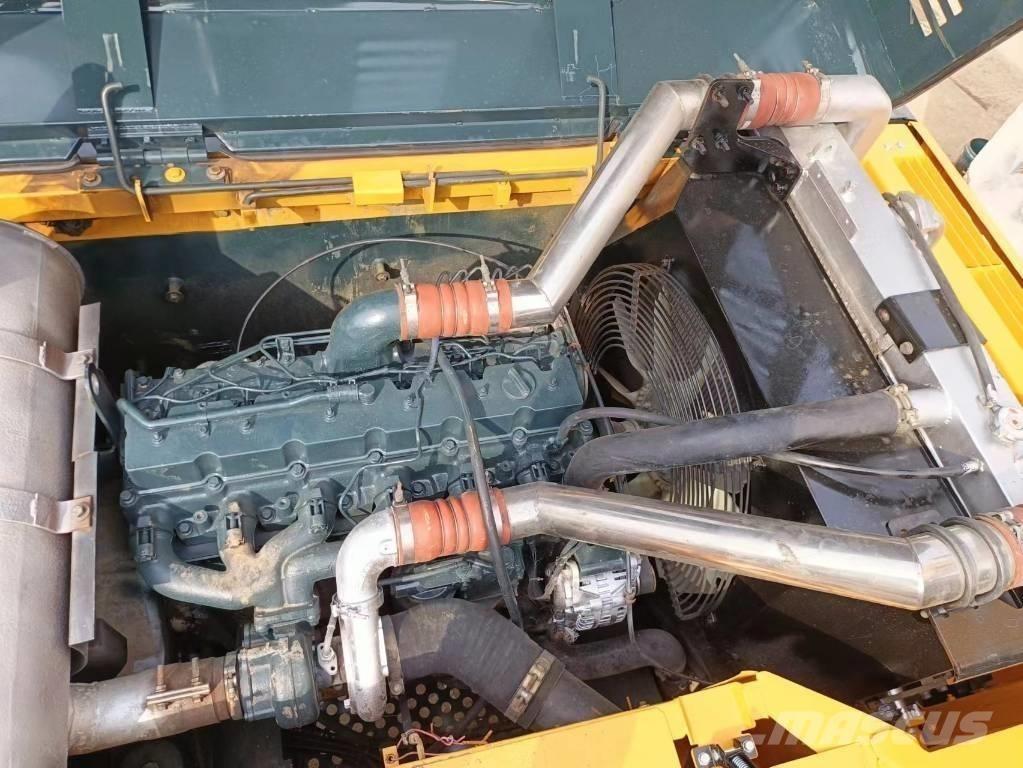 Hyundai 305-9 Rupsgraafmachines