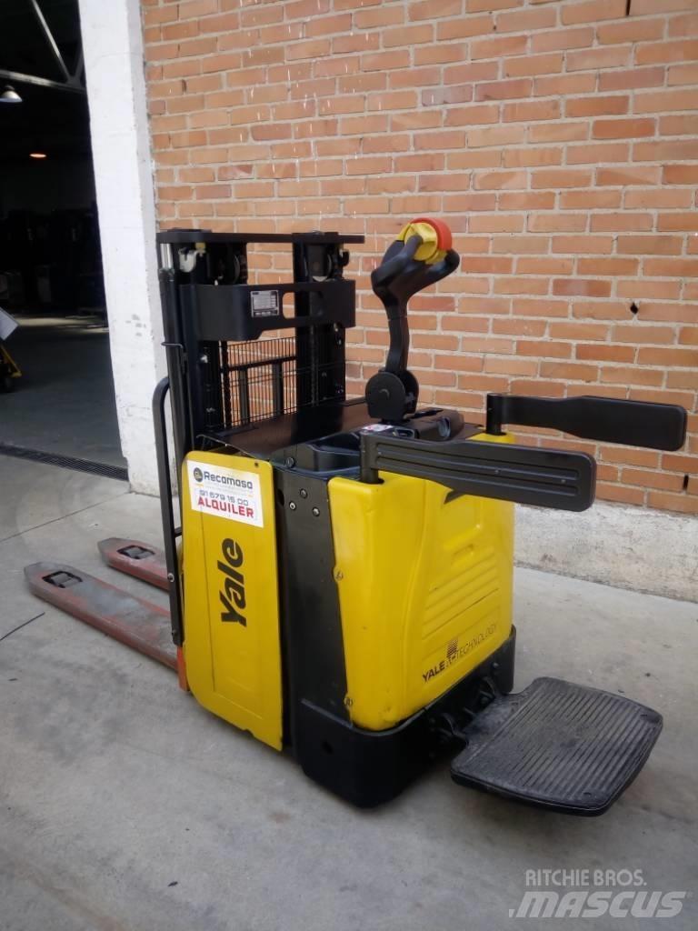 Yale MP 20 XD Meerij pallettruck met platform