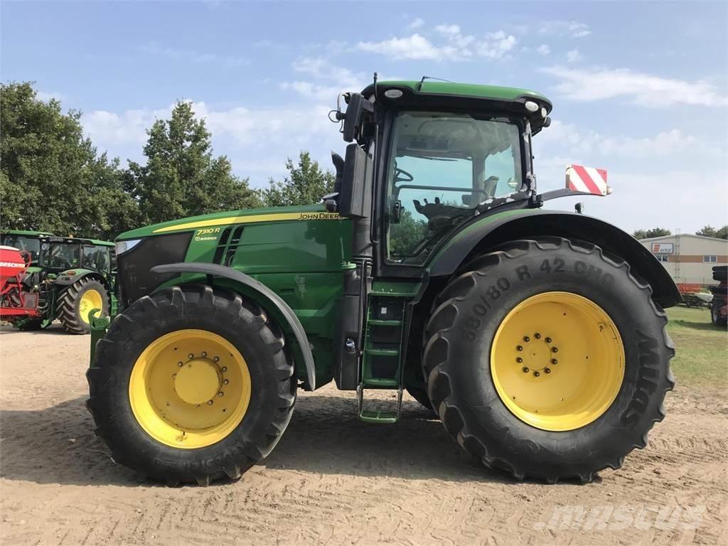 John Deere 7310R Tractoren
