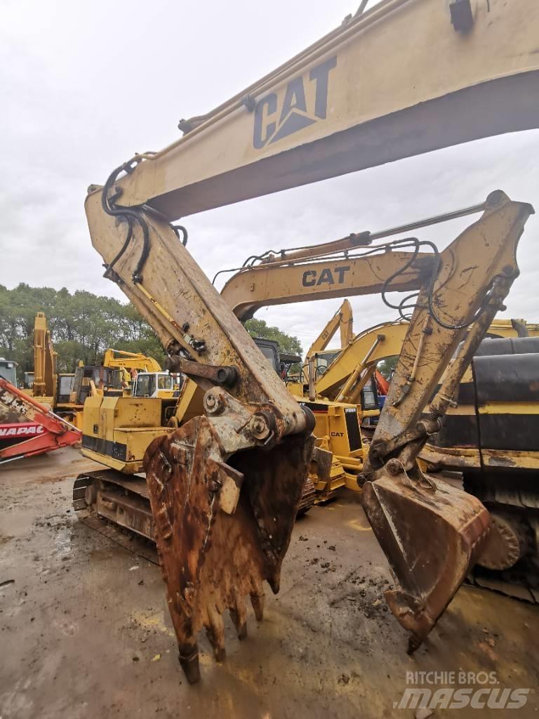 CAT E 70 B Rupsgraafmachines