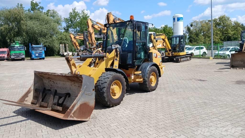 CAT 907 M Wielladers