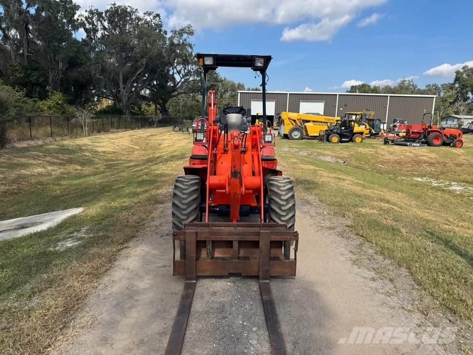 Kubota R 420 Wielladers