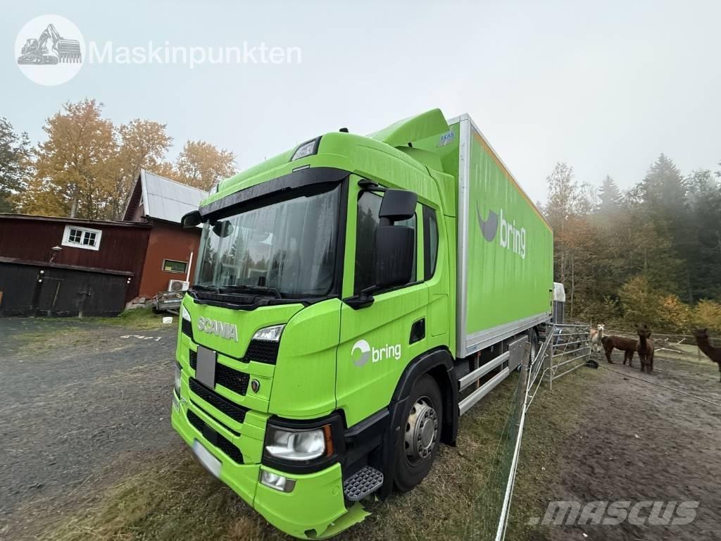 Scania P 320 Bakwagens met gesloten opbouw